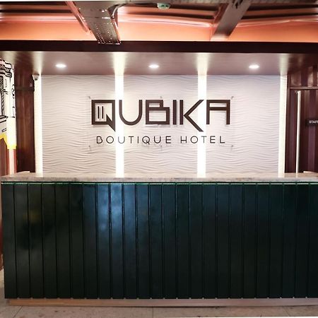 Qubika Boutique Hotel Tangerang Esterno foto